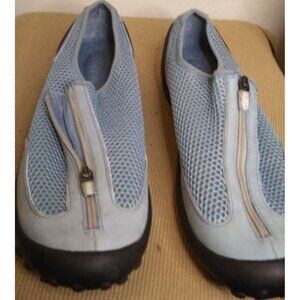 Pr!vo women's size 8.5 blue leather mesh zipped water athletics active shoes